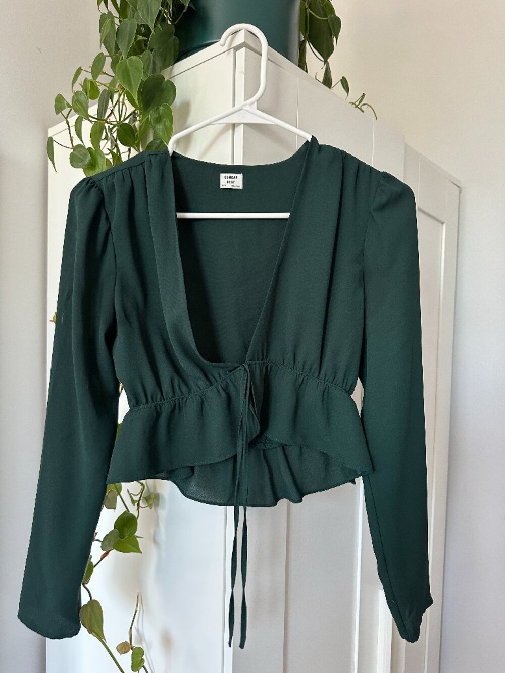 Low Neck Top